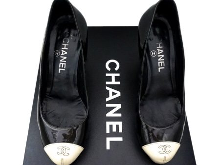 Authentic Chanel Classic Runway Patent Pumps Online Hot Sale