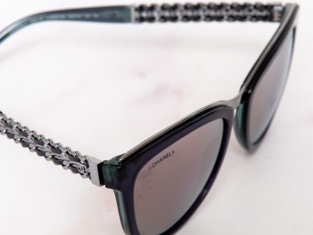 Chanel  Chain Link Detail  Sunglasses For Sale