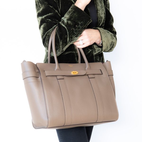 Mulberry Mushroom Zipped Bayswater Leather Bag on Sale