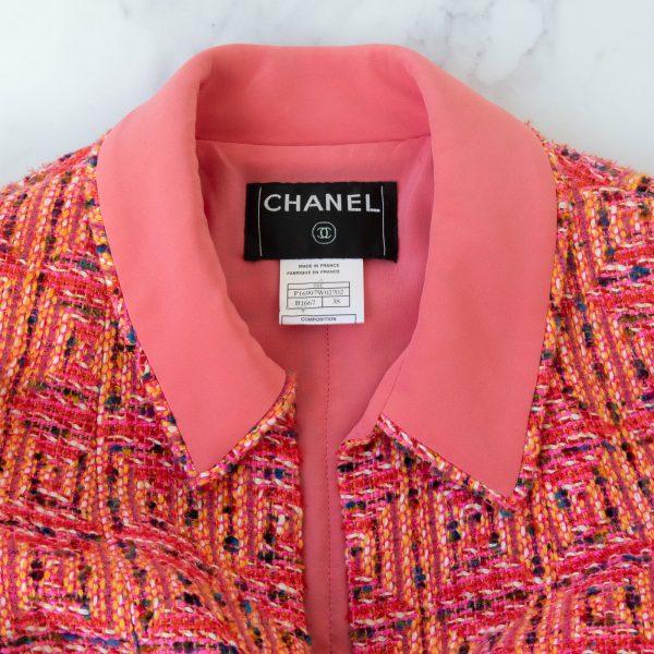 2001 Cruise Collection Pink Tweed Jacket Fashion